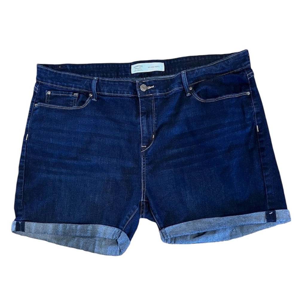 Signature by Levi Strauss & Co. Women's Mid Rise Shorts Dark Wash Size 18 W34 - Picture 2 of 5